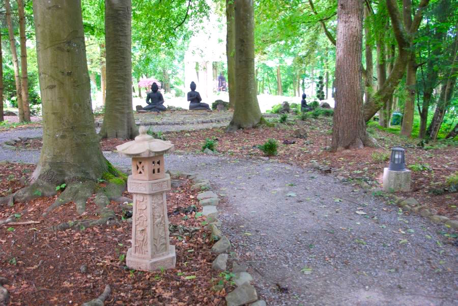 Buddhistischer Zen-Garten in NRW