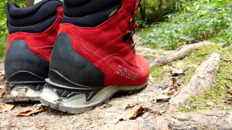 Wanderschuhe Lowa Laurin Pro GTX Mid Gregor Behlen Jäger der Berge Blog