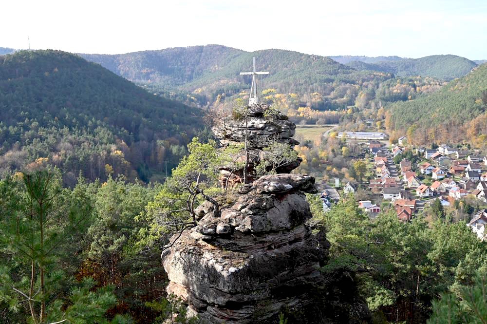 Hornstein Tour Wanderung Pfalz Rundweg Lug Felsen