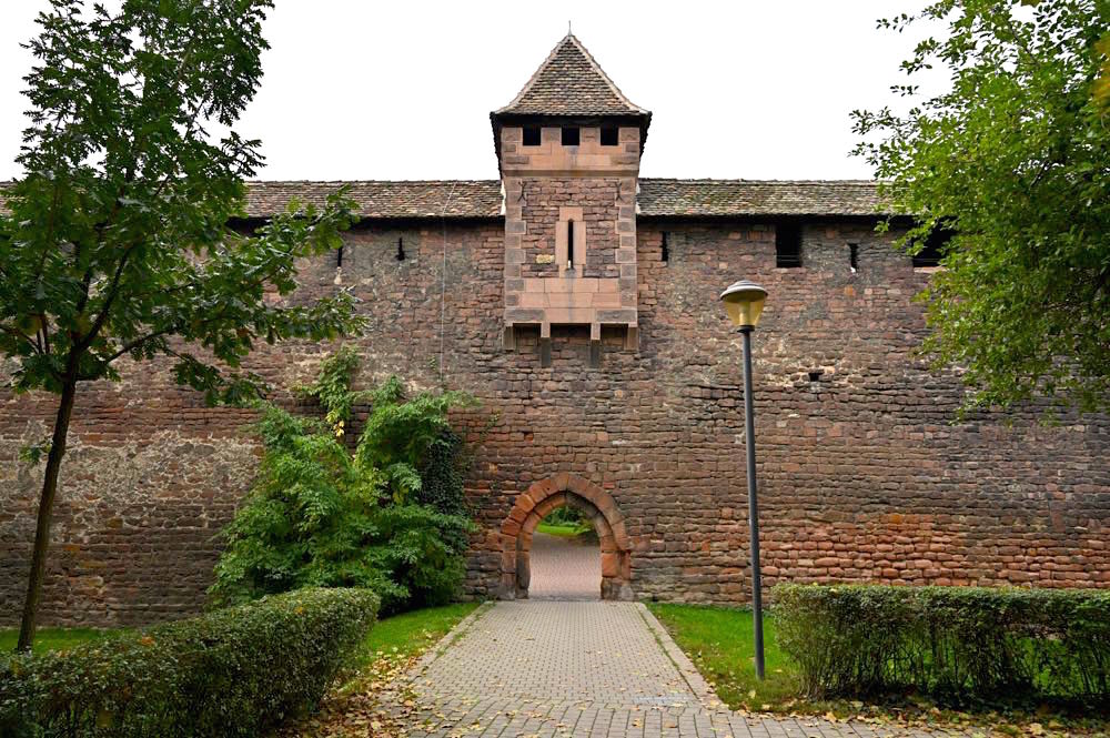 Stadtmauer Befestigung Mittelalter Turm