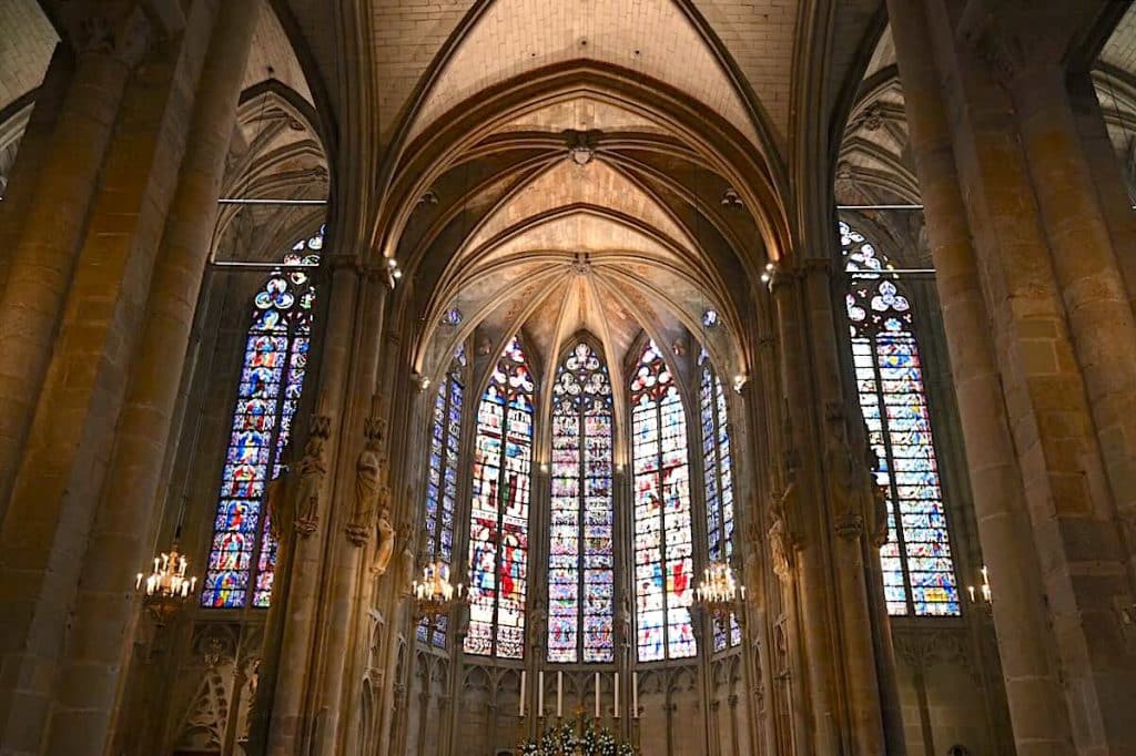 Carcassonne Festung Altstadt Sehenswürdigkeiten Tipps Kirche Basilika