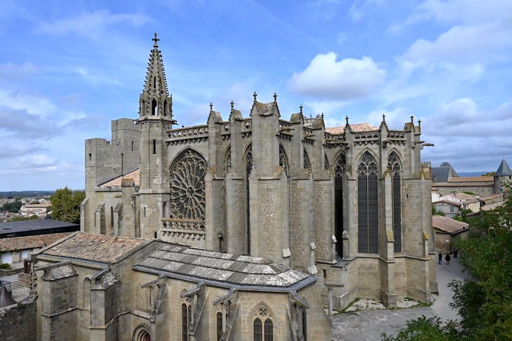 Carcassonne Festung Altstadt Sehenswürdigkeiten Tipps Kirche Basilika