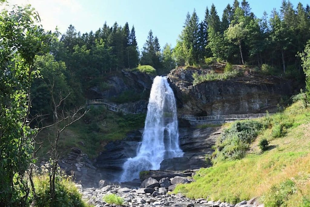 Steinsdalsfossen Wasserfall Hardangerfjord