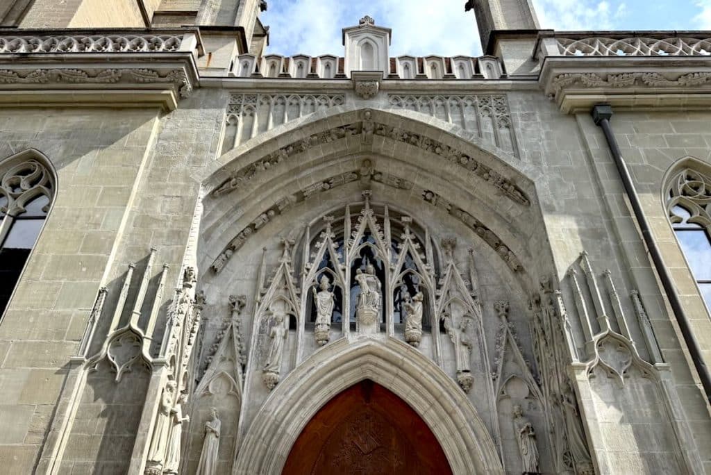 Fribourg Kathedrale Kirche 