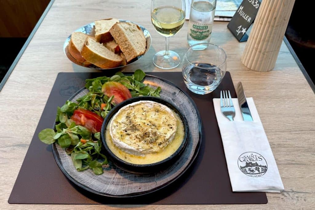 Gruyères Restaurant Tipps Fribourg Region